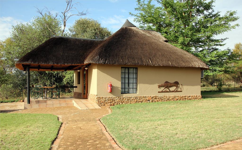 Ukutula Lion Lodge Beestekraal  Oda fotoğraf