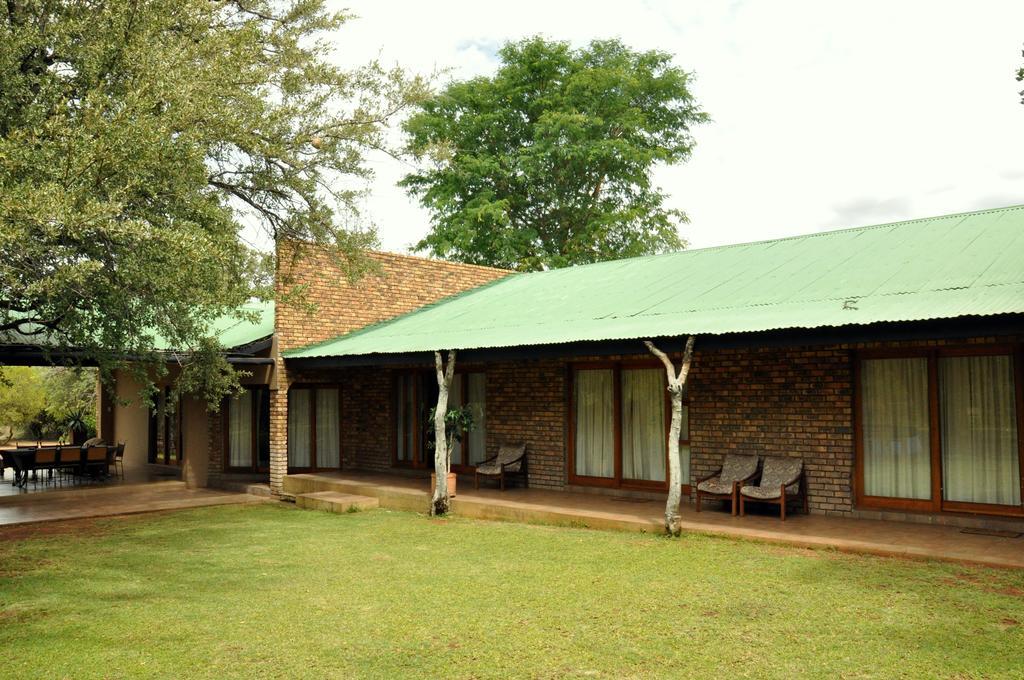 Ukutula Lion Lodge Beestekraal  Oda fotoğraf